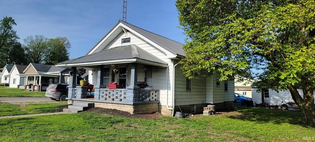 601 N State Road 57, House other with 2 bedrooms, 1 bathrooms and null parking in Washington IN | Image 7