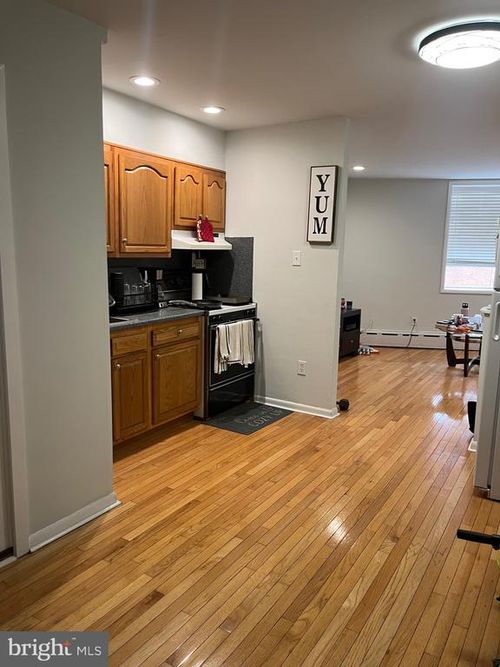 apt-2nd-1117 W Moyamensing Ave, PHILADELPHIA, PA, 19148-3666 | Card Image