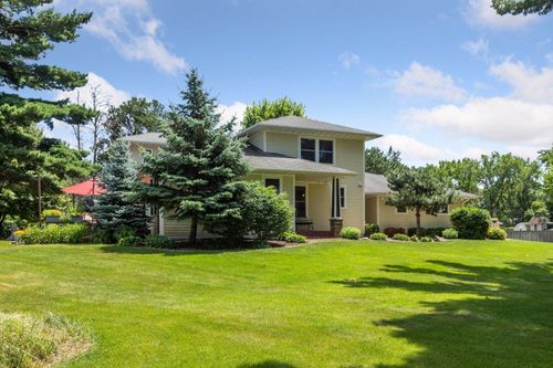 5678 Centerville Rd, White Bear Lake, MN, 55127-6801 | Card Image
