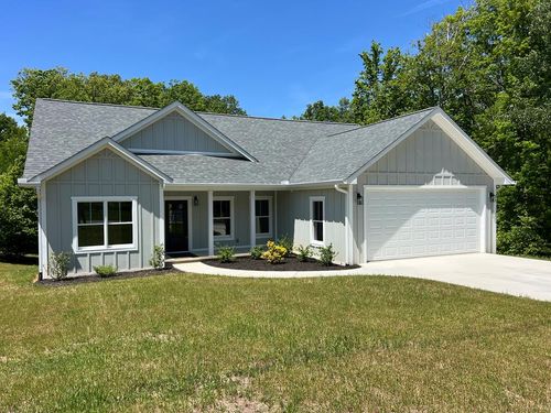 85 Laurel Dr, Jamestown, TN, 38556-2150 | Card Image