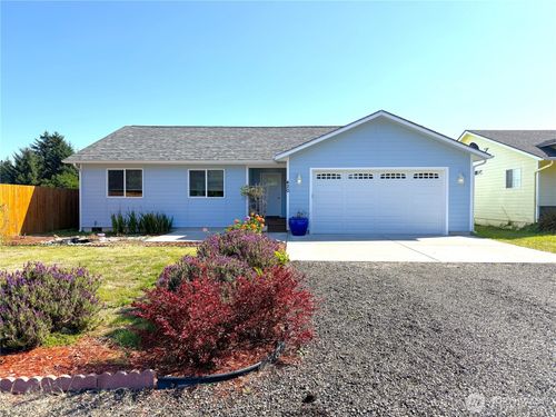 420 Point Brown Ave Se, Ocean Shores, WA, 98569-9528 | Card Image