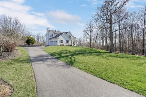 914 Ridgebury Road, Wawayanda, NY, 10958 | Card Image