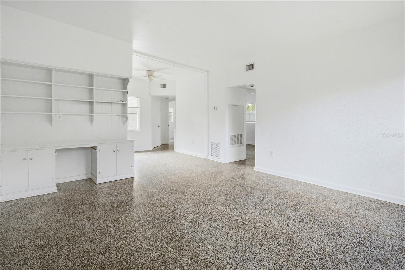 Residential Lease in CASSELBERRY 4