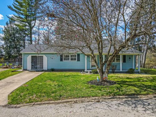 733 Walnut Dr, Logan, OH, 43138-1907 | Card Image