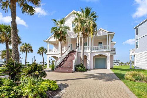 25711 Spotted Sandpiper Dr, Galveston, TX, 77554-3031 | Card Image