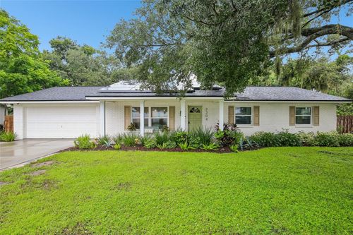 2304 Medford Ln, BRANDON, FL, 33511-7226 | Card Image