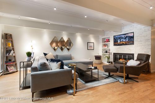 6-731 E Durant Ave, Aspen, CO, 81611-2037 | Card Image