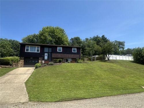 218 Highland Blvd, Coshocton, OH, 43812-2275 | Card Image