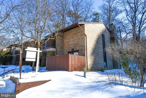 9201 Three Oaks Dr, SILVER SPRING, MD, 20901-3363 | Card Image