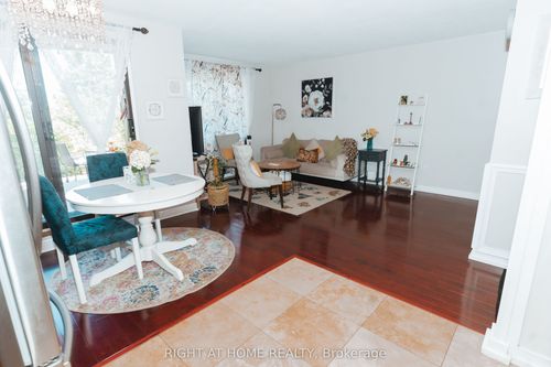 56-1030 Falgarwood Dr, Oakville, ON, L6H2P5 | Card Image