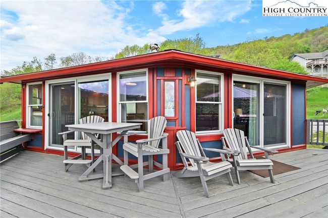 104 Longview Ct, House other with 2 bedrooms, 3 bathrooms and null parking in Seven Devils NC | Image 34