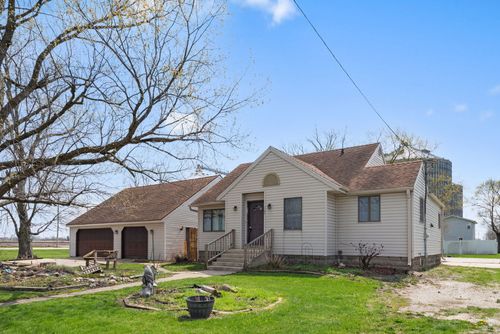 105 Seiler St, Martinton, IL, 60951 | Card Image