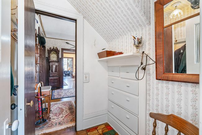 204 Monroe St, House other with 5 bedrooms, 4 bathrooms and null parking in Kalamazoo MI | Image 28