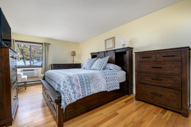 APT-39 - 180 Glenbrook Rd, Condo with 2 bedrooms, 2 bathrooms and 1 parking in Stamford CT | Image 9