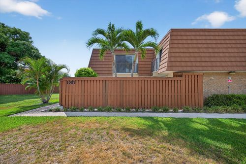 apt-18d-3900 County Line Rd, Jupiter, FL, 33469-2221 | Card Image