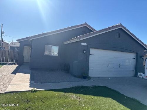 a-2629 E Jones Ave, Phoenix, AZ, 85040-1529 | Card Image