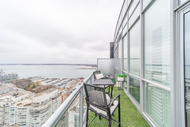 10 - 38 Dan Leckie Way, Condo with 2 bedrooms, 1 bathrooms and null parking in Toronto ON | Image 23