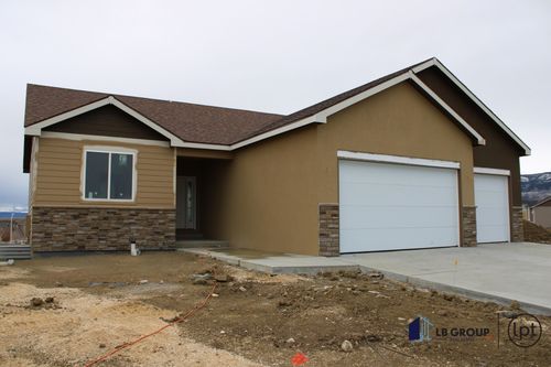 2185 Heathrow Ave, Casper, WY, 82609-3933 | Card Image