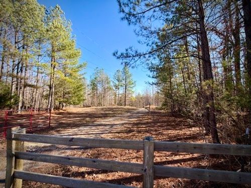 2901 Campground Rd, Nunnelly, TN, 37137-2716 | Card Image