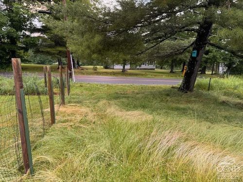 539 Route 40, Maplecrest, NY, 12454-5221 | Card Image