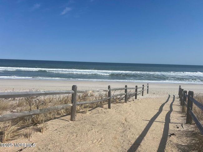 6 Shell Rd, Condo with 2 bedrooms, 3 bathrooms and 2 parking in Mantoloking NJ | Image 25