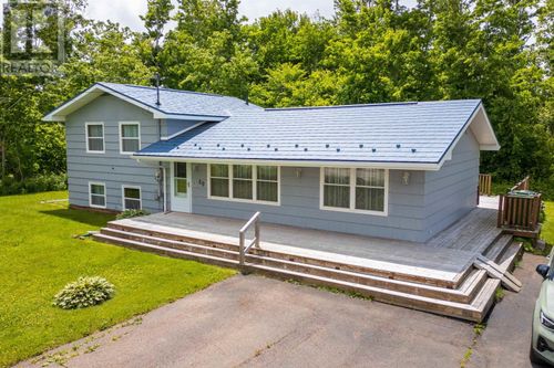 49 Mount Herbert Rd, Stratford, PE, C1B2S3 | Card Image