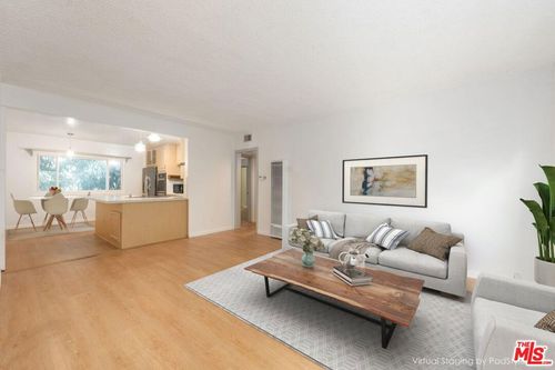 apt-b-8335 W Manchester Ave, Playa del Rey, CA, 90293-8135 | Card Image