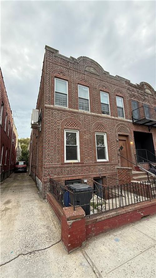 380 Rockaway Pkwy, Brooklyn, NY, 11212-3331 | Card Image