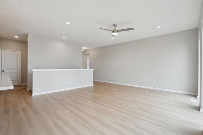 2721 Autumn Woods Dr, House other with 3 bedrooms, 2 bathrooms and null parking in Cedar Falls IA | Image 6