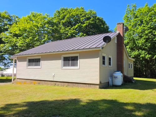 585 North Road, Salisbury, NH, 03268 | Card Image