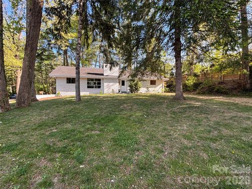 multiple-1110 & 36 W 3rd Avenue W, Hendersonville, NC, 28739 | Card Image