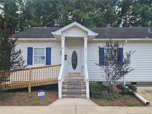 757 S Main St, Raeford, NC, 28376-3238 | Card Image