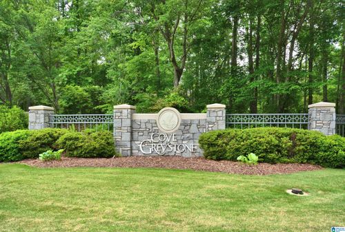 1103 Greystone Cove Dr, HOOVER, AL, 35242-7073 | Card Image