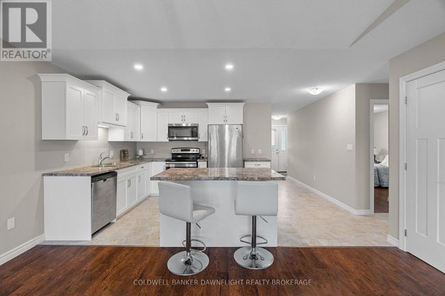 40 Devon Dr, Townhouse with 2 bedrooms, 2 bathrooms and 2 parking in Exeter ON | Image 14