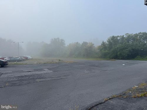 2 Lincoln Way West, CHAMBERSBURG, PA, 17202 | Card Image