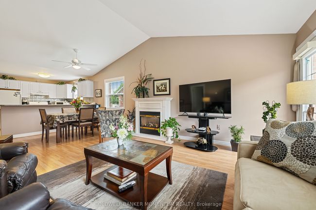 19 Portal Dr, House attached with 3 bedrooms, 3 bathrooms and 1 parking in Port Colborne ON | Image 11