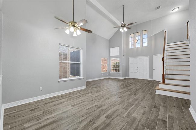 9630 W Withers Way Cir, House other with 3 bedrooms, 2 bathrooms and 2 parking in Houston TX | Image 7