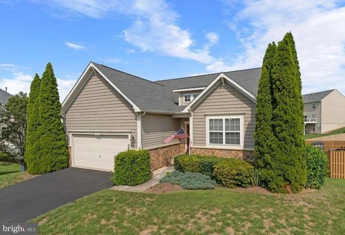 103 Ivy Hill Ct, STEPHENS CITY, VA, 22655-4871 | Card Image