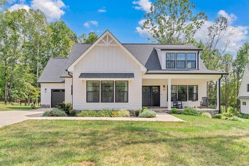 118 Pointe O Woods Dr, Huddleston, VA, 24104 | Card Image