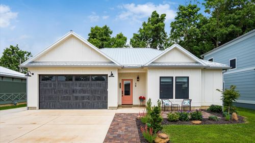 58 Lippert Ln, Buckeye Lake, OH, 43008-3523 | Card Image