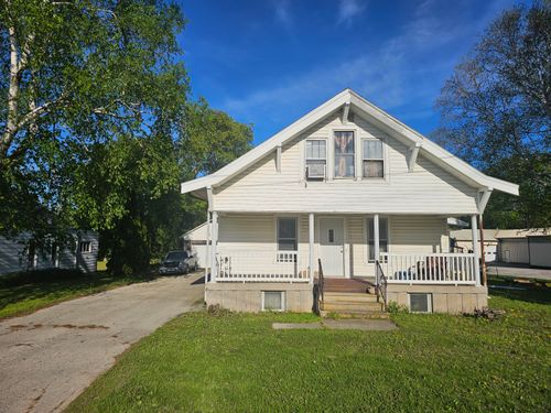 2409 N Rapids Rd, Manitowoc, WI, 54220 | Card Image