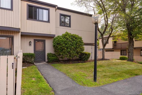 2206 Mulberry Ct, Poughkeepsie, NY, 12603-6964 | Card Image