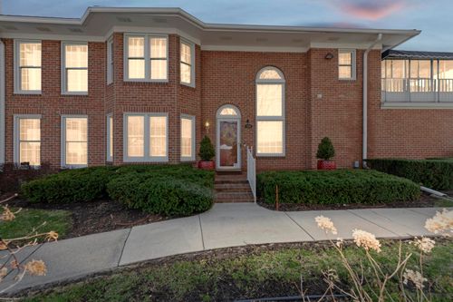 126 Windwood Pointe, Saint Clair Shores, MI, 48080-1582 | Card Image