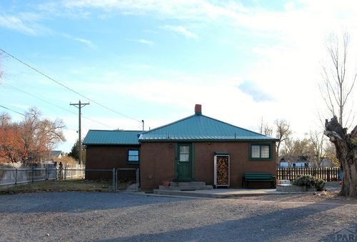 1015 Gunnison St, Pueblo, CO, 81006-1425 | Card Image