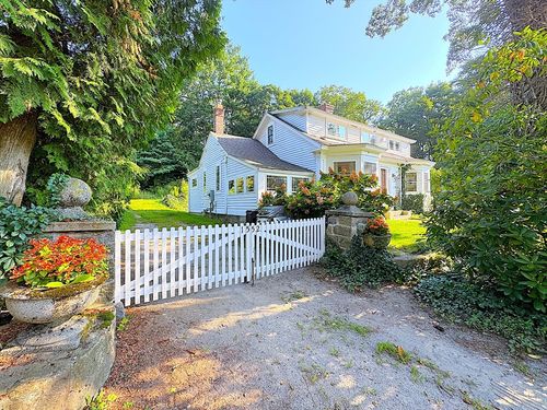 1552 West St, Wrentham, MA, 02093-2518 | Card Image