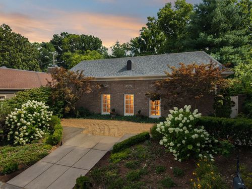 410 Charlesgate Ct, Nashville, TN, 37215-1841 | Card Image