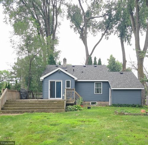 2016 73rd Ave N, Brooklyn Park, MN, 55444-2465 | Card Image