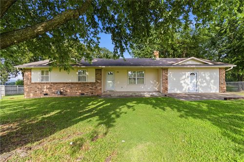 311 Wayne Villines Rd, Prairie Grove, AR, 72753-8502 | Card Image