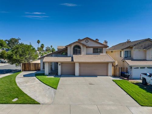 15056 Heather Ln, Lake Elsinore, CA, 92530-5259 | Card Image