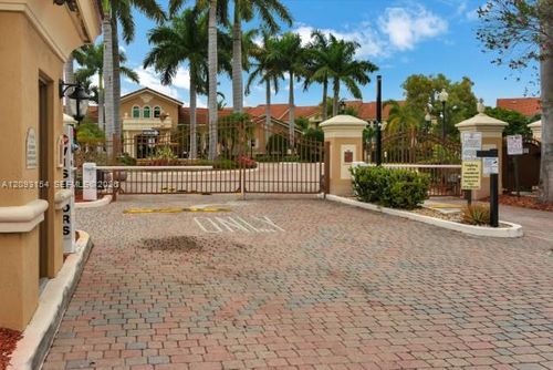 313-313 Villa Cir, Boynton Beach, FL, 33435-8910 | Card Image